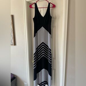 Maxi dress. Like new.